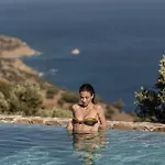 别墅 Artoikia Luxury Villas, By Hellocrete