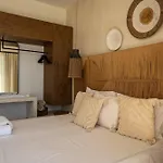 Artoikia Luxury Villas, By Hellocrete *