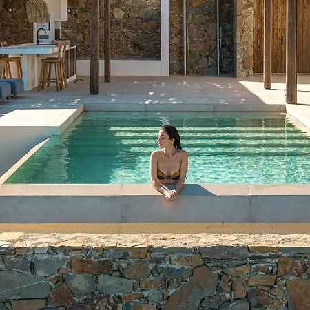 别墅 Artoikia Luxury Villas, By Hellocrete
