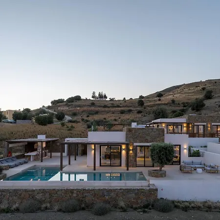 Artoikia Luxury Villas, By Hellocrete 别墅 罗希姆诺