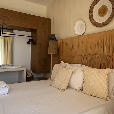 Artoikia Luxury Villas, By Hellocrete *