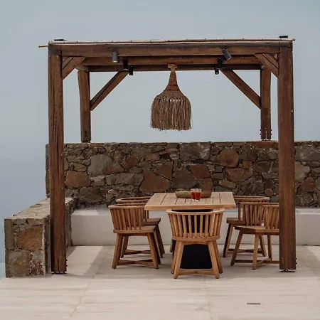 Artoikia Luxury Villas, By Hellocrete Villa