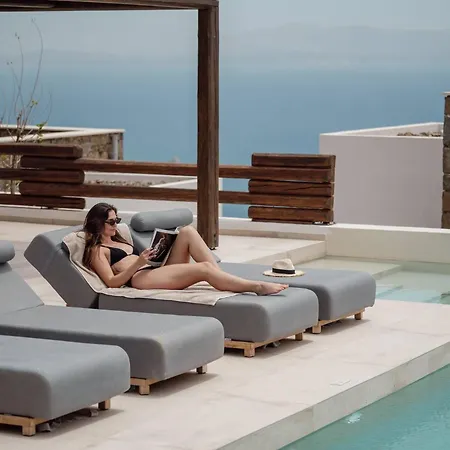 Willa Artoikia Luxury Villas, By Hellocrete *
