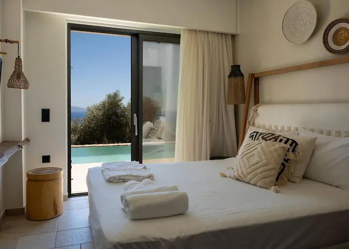 Willa Artoikia Luxury Villas, By Hellocrete Retimno