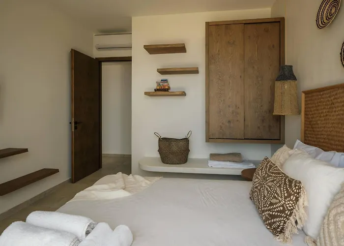 Willa Artoikia Luxury Villas, By Hellocrete