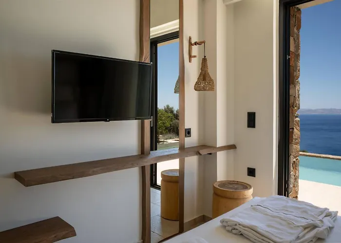 Willa Artoikia Luxury Villas, By Hellocrete *