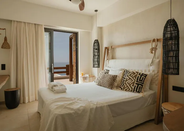Artoikia Luxury Villas, By Hellocrete *