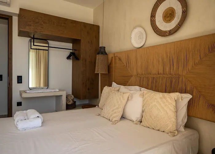 Artoikia Luxury Villas, By Hellocrete *