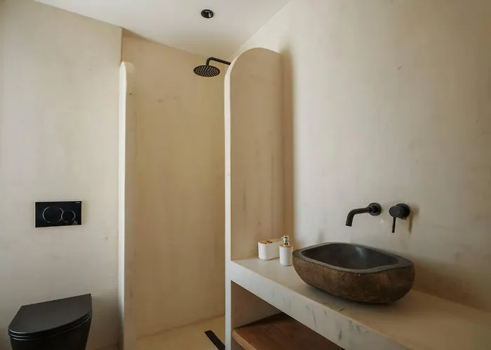 Willa Artoikia Luxury Villas, By Hellocrete *