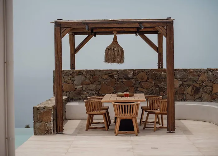 Artoikia Luxury Villas, By Hellocrete Willa