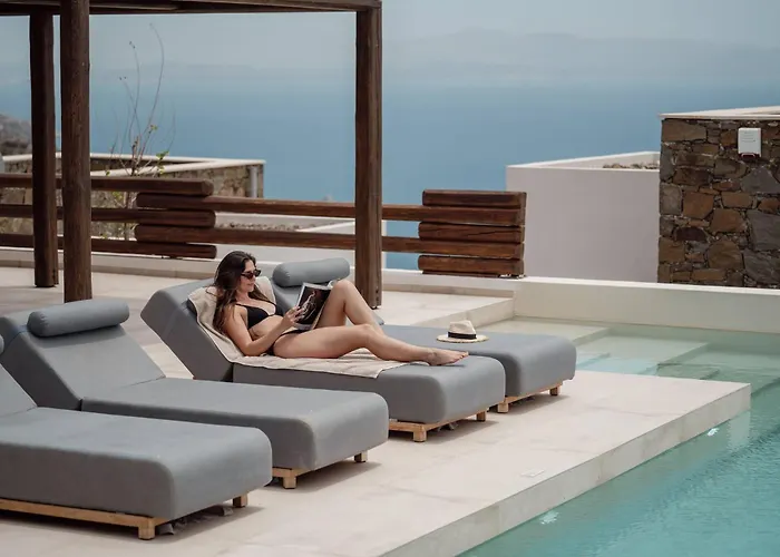 Willa Artoikia Luxury Villas, By Hellocrete *