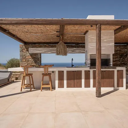 Artoikia Luxury Villas, By Hellocrete