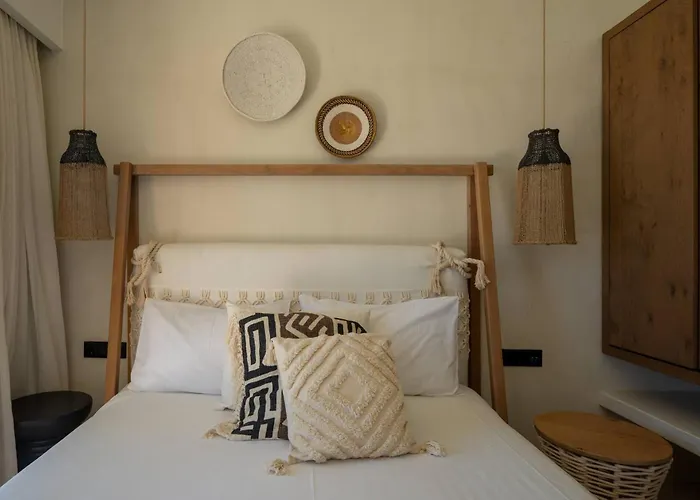 Artoikia Luxury Villas, By Hellocrete Villa