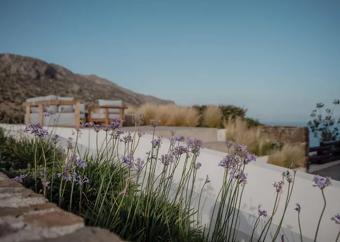 Artoikia Luxury Villas, By Hellocrete *