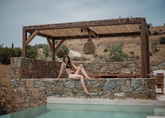 Artoikia Luxury Villas, By Hellocrete Villa